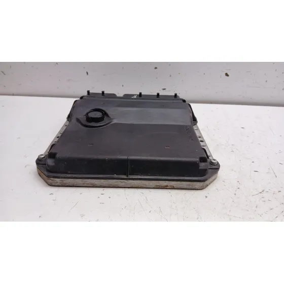 Centralita Motor Uce para Toyota Auris