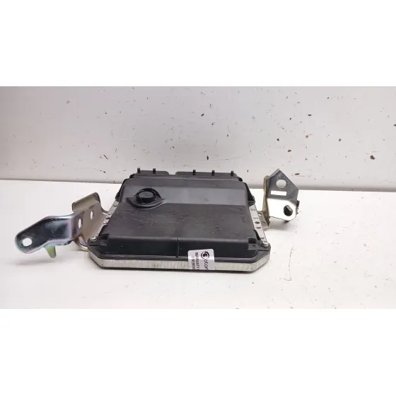 Centralita Motor Uce para Toyota Auris (_E15_)