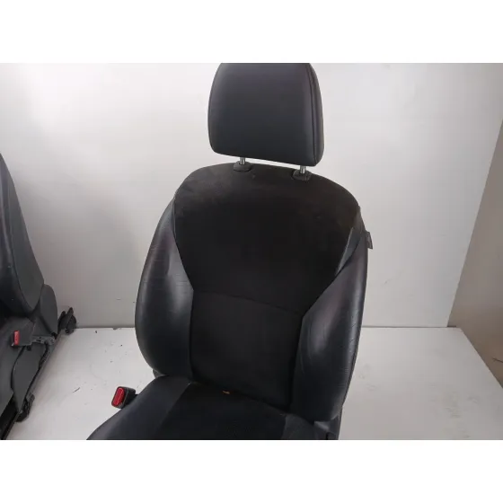 Juego Asientos Completo para Toyota Auris (_E15_)
