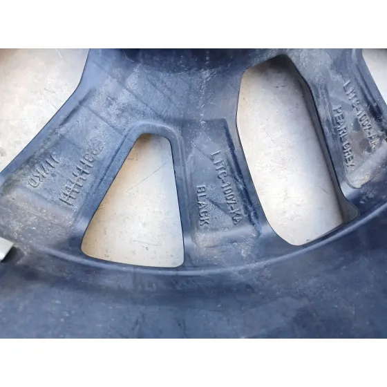 Llanta para Ford Puma (J2K, Cf7)