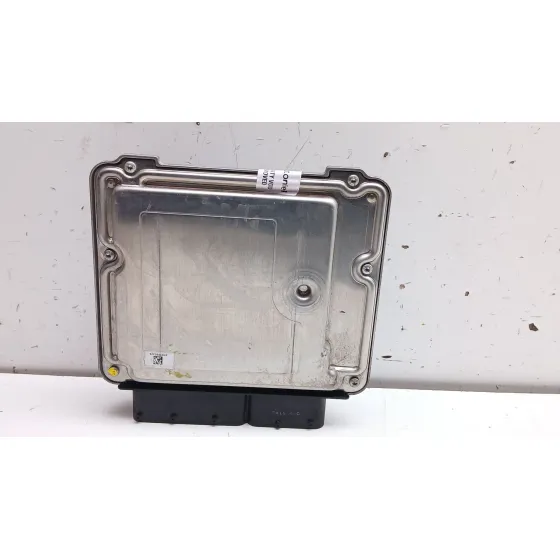 Centralita Motor Uce para Opel Insignia A Sedan (G09)