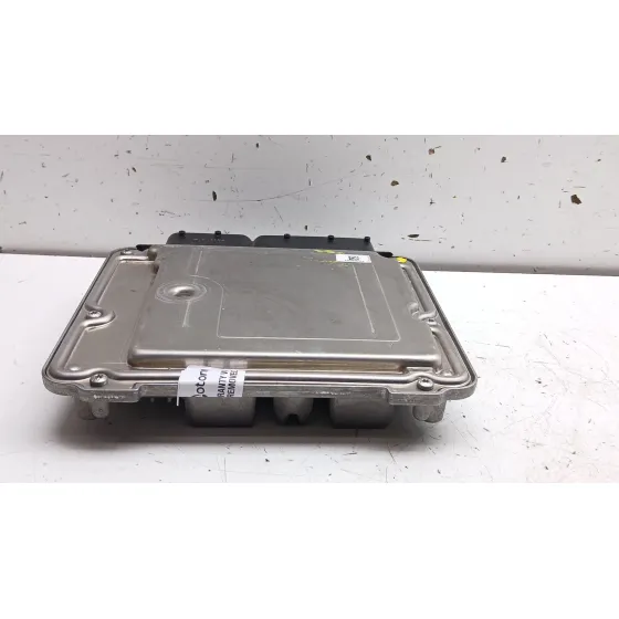 Centralita Motor Uce para Opel Insignia A Sedan (G09)