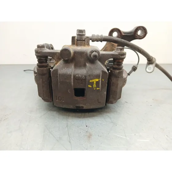 Mangueta Delantera Izquierda para Suzuki Swift (Az)