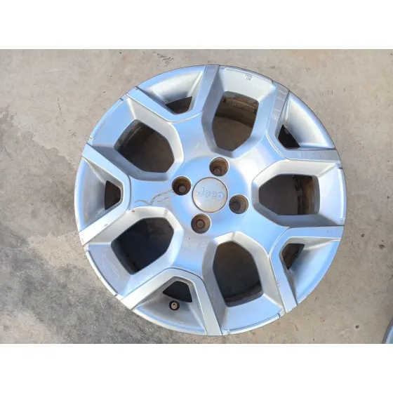 Llanta para Jeep Avenger