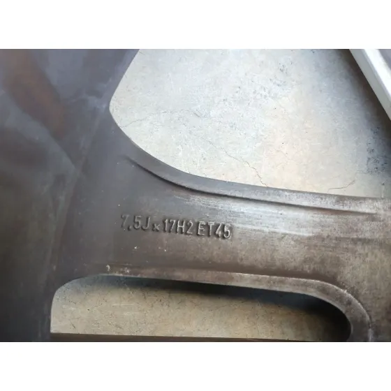 Llanta para Mercedes-Benz Clase E Descapotable (A207)