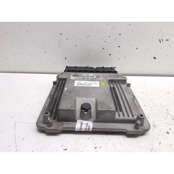 Centralita Motor Uce para Audi A4 Berlina (8E)