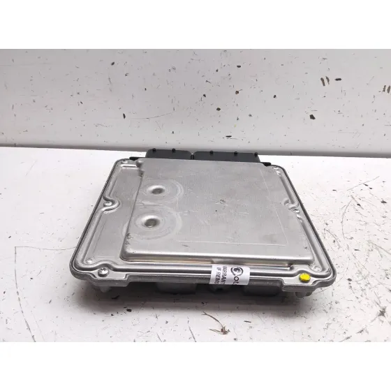 Centralita Motor Uce para Audi A4 Berlina (8E)