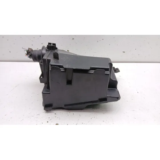 Caja Reles / Fusibles para Opel Vivaro C Furgoneta (K0)