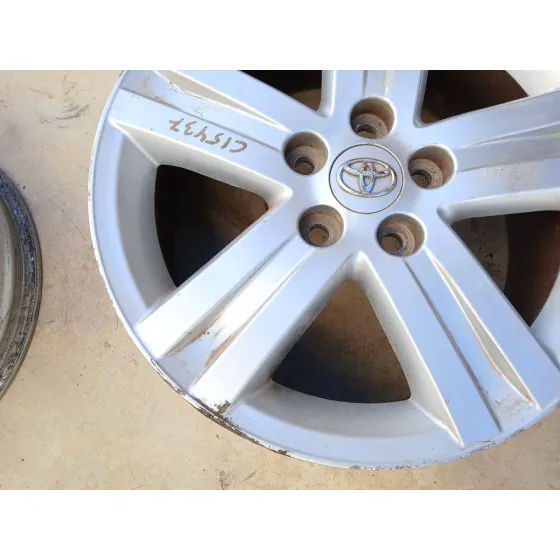 Llanta para Toyota Auris