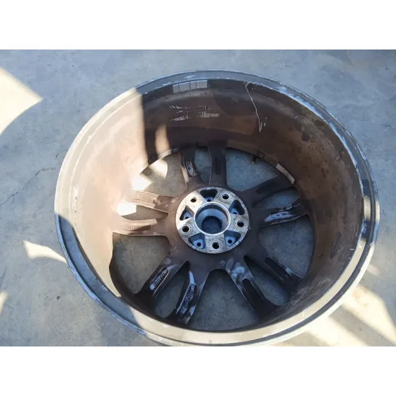 Llanta para Audi Q7 (4Lb)