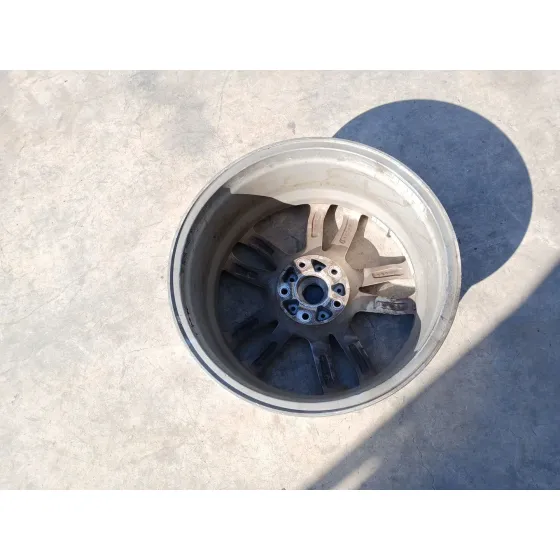 Llanta para Audi Q7 (4Lb)