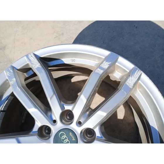 Llanta para Audi Q7 (4Lb)