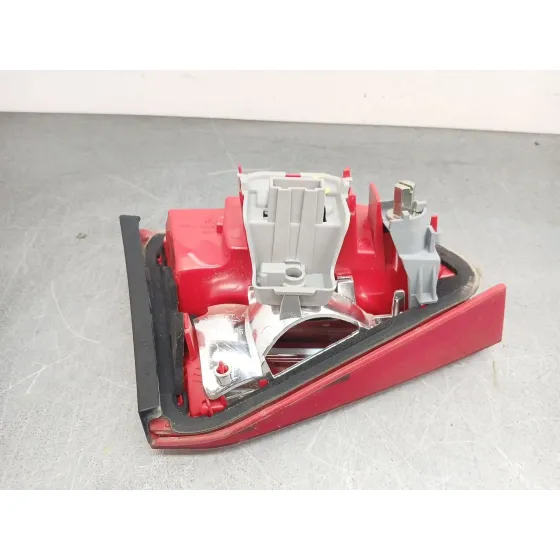 Piloto Trasero Derecho Interior para Audi A4 B8 Avant (8K5)
