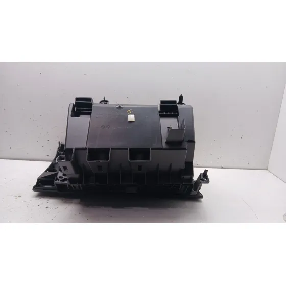 Guantera para Renault Kadjar (Ha_, Hl_)