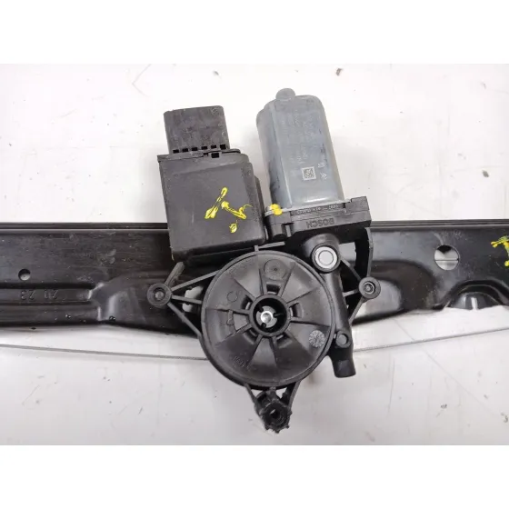 Elevalunas Delantero Izquierdo para Opel Vivaro C Furgoneta (K0)