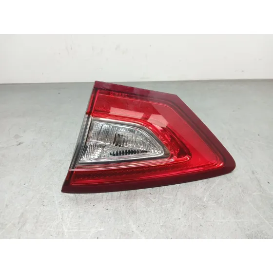 Piloto Trasero Derecho Interior para Ford Mondeo V Hatchback (Ce)