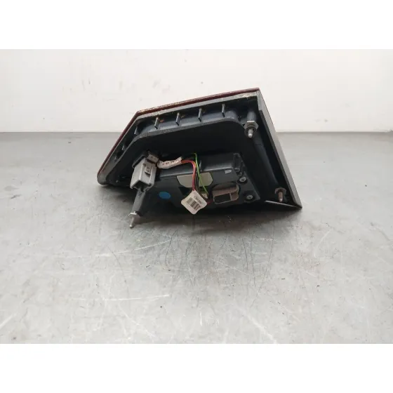Piloto Trasero Derecho Interior para Ford Mondeo V Hatchback (Ce)
