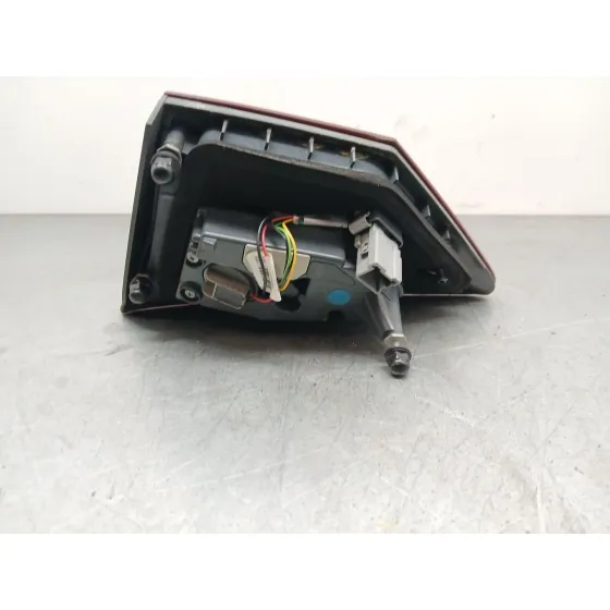 Piloto Trasero Izquierdo Interior para Ford Mondeo V Hatchback (Ce)