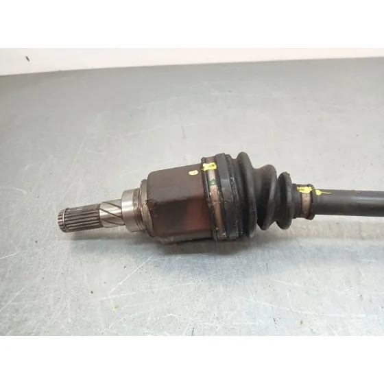 Transmision Trasera Derecha para Nissan X-Trail (T31)