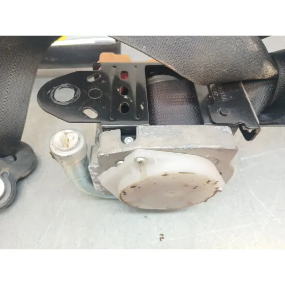Pretensor Airbag Izquierdo para Nissan X-Trail (T31)