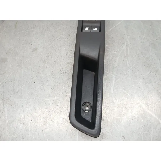 Mando Elevalunas Delantero Izquierdo para Toyota Proace Furgoneta (Mdz_)