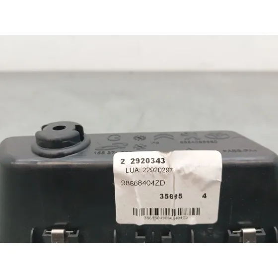 Mando Elevalunas Delantero Izquierdo para Toyota Proace Furgoneta (Mdz_)