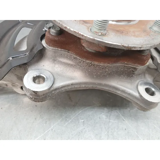 Mangueta Delantera Izquierda para Kia Ev3