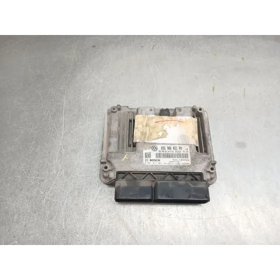 Centralita Motor Uce para Volkswagen Golf V (1K1)
