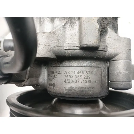 Bomba Direccion para Mercedes-Benz Clase R (W251)