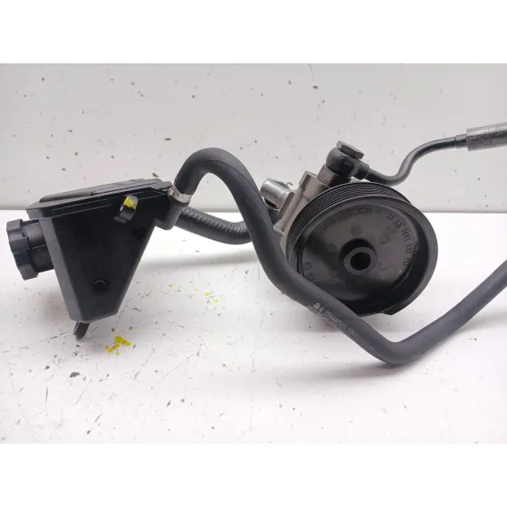 Bomba Direccion para Mercedes-Benz Clase R (W251)