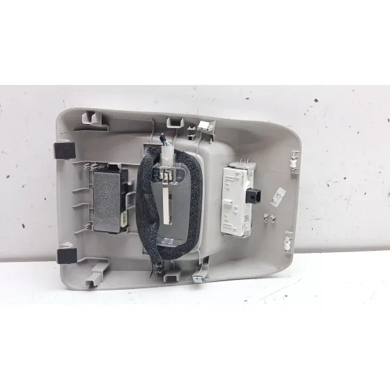 Luz Interior Delantera Central para Dacia Spring
