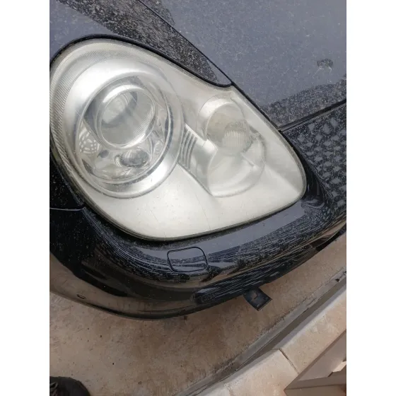 Faro Derecho para Porsche Cayenne (9Pa)