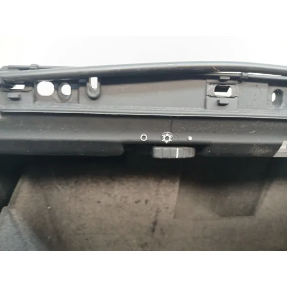 Guantera para Porsche Cayenne (9Pa)