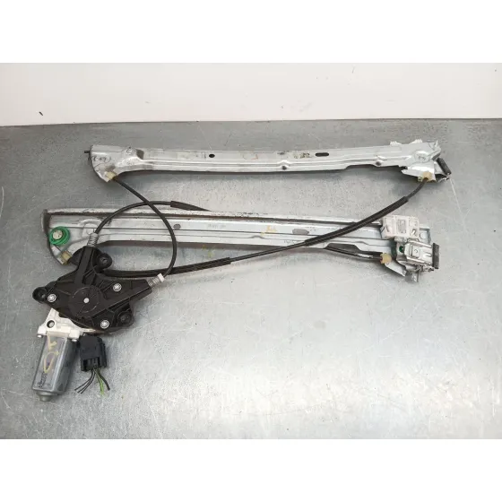 Elevalunas Delantero Derecho para Mercedes-Benz Vito / Mixto Furgoneta (W639)