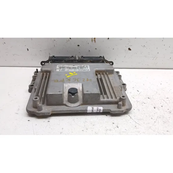 Centralita Motor Uce para Ford Focus Iii
