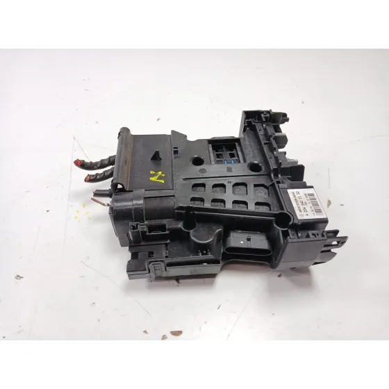 Caja Reles / Fusibles para Mercedes-Benz Clase C (W204)