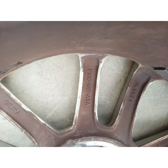 Llanta para Ford Focus Iii