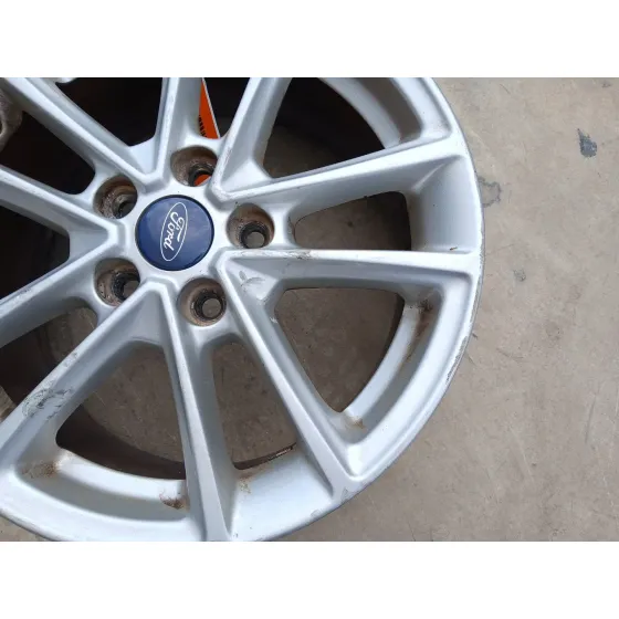 Llanta para Ford Focus Iii