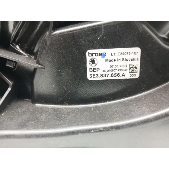 Elevalunas Delantero Derecho para Skoda Octavia Iv (Nx3, Nn3, Pv3)