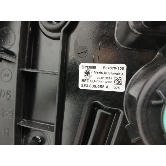 Elevalunas Trasero Izquierdo para Skoda Octavia Iv (Nx3, Nn3, Pv3)