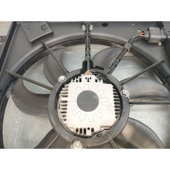 Electroventilador para Skoda Yeti (5L)