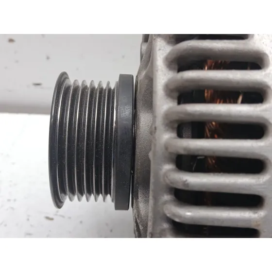 Alternador para Ford Puma (J2K, Cf7)