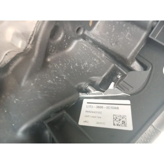 Volante para Ford Puma (J2K, Cf7)