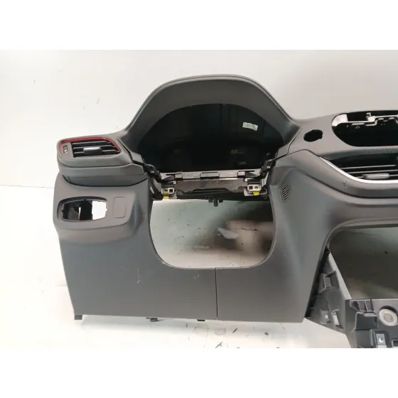 Salpicadero para Ford Puma (J2K, Cf7)