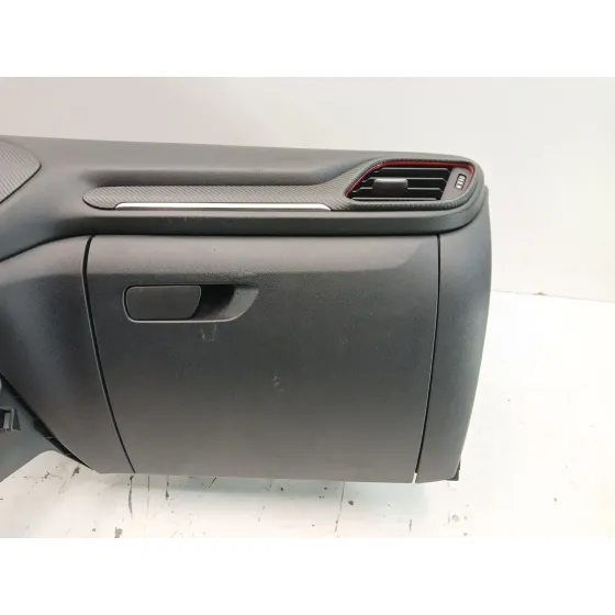 Salpicadero para Ford Puma (J2K, Cf7)