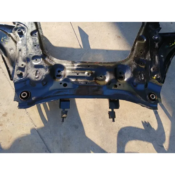 Puente Delantero para Nissan Juke (F15)