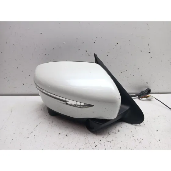 Retrovisor Derecho para Nissan Juke (F15)