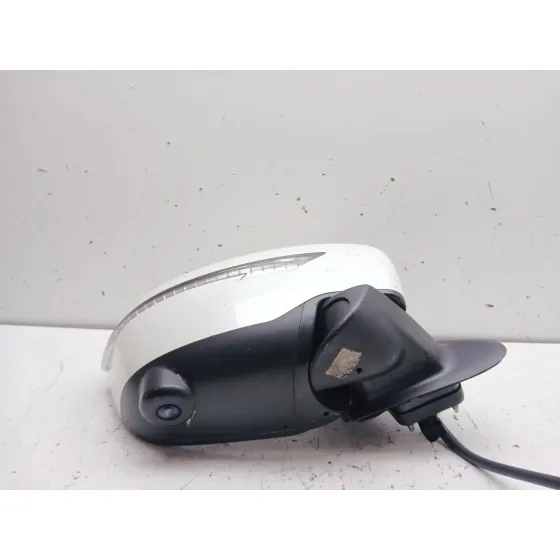 Retrovisor Derecho para Nissan Juke (F15)