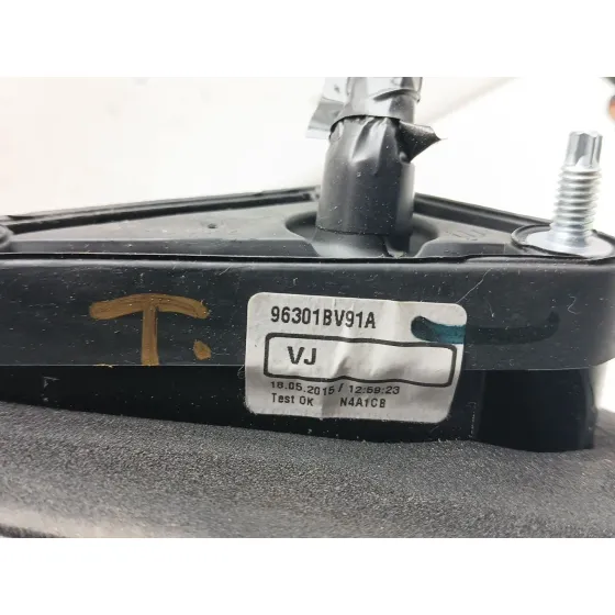 Retrovisor Derecho para Nissan Juke (F15)