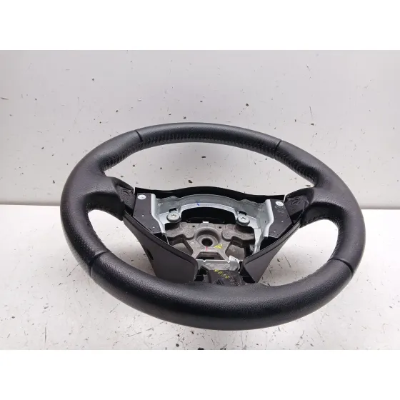 Volante para Nissan Juke (F15)